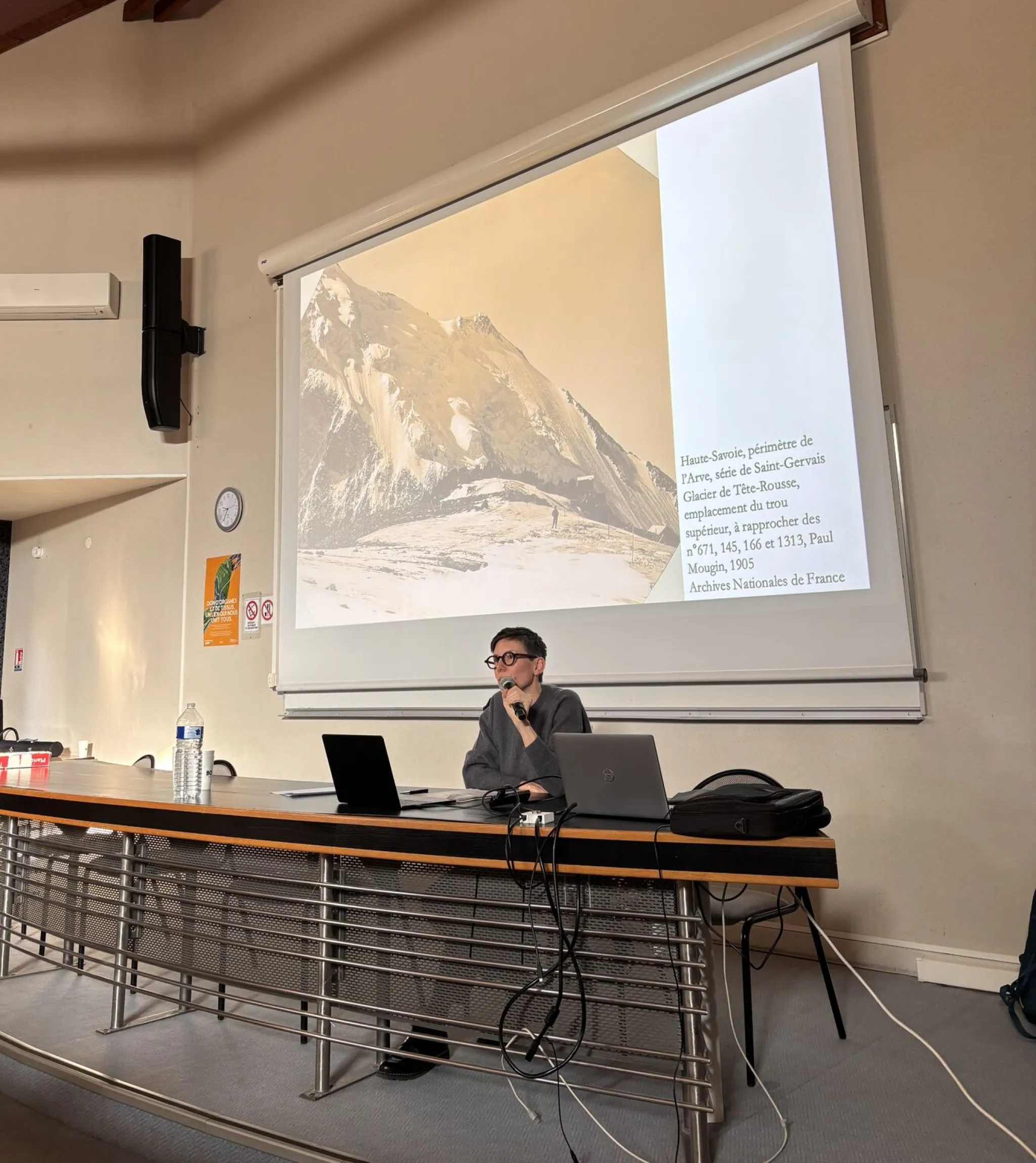 photo de la prise de parole de frédérique Moquet