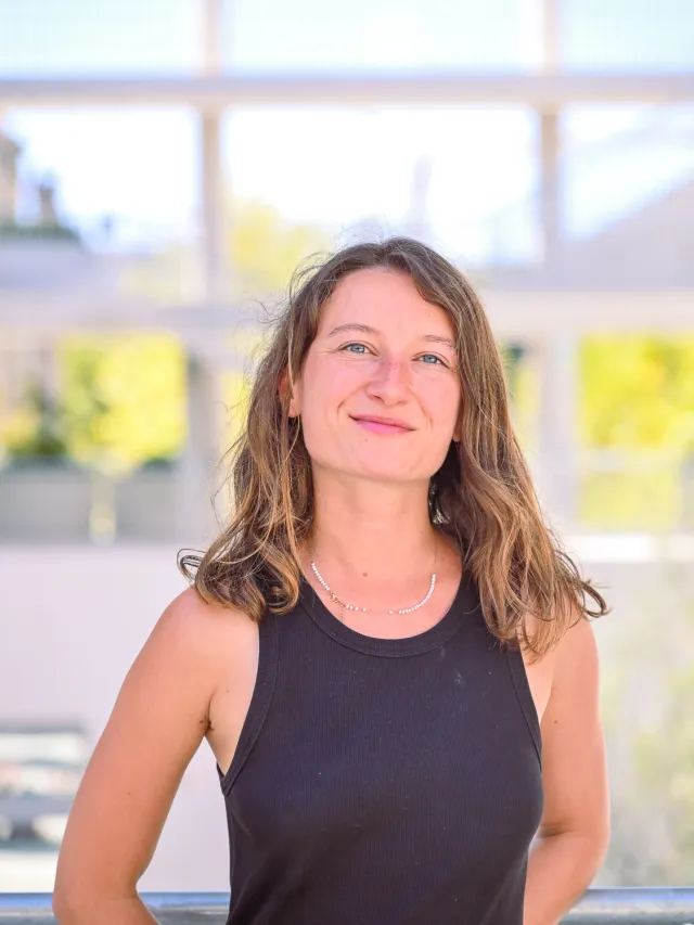 <span>Camille Madinier</span>
